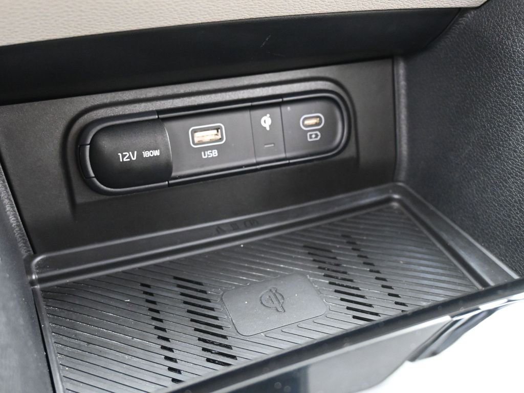 Used 2023 Kia Sportage EX image 25