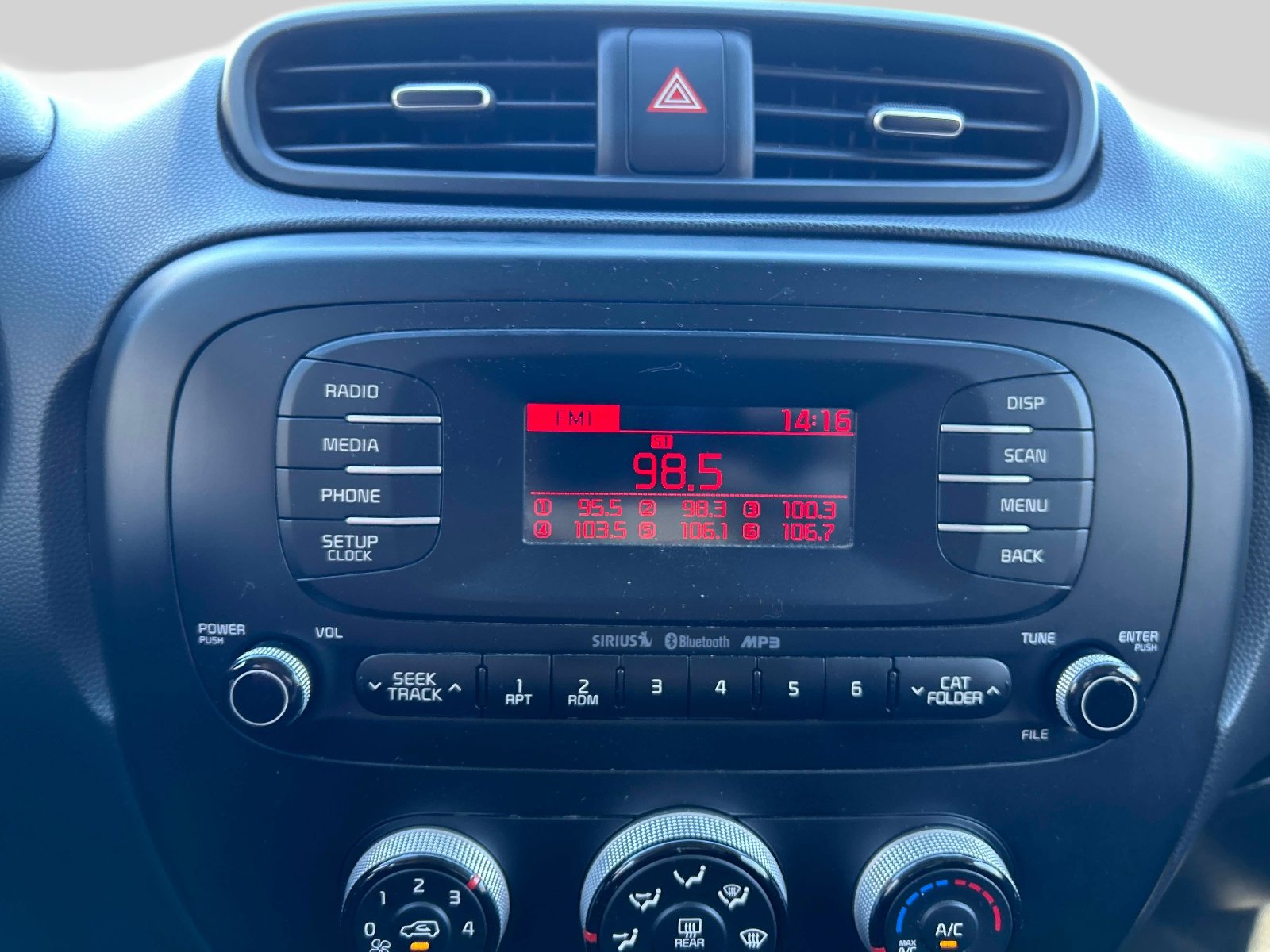 Used 2015 Kia Soul + w/ Eco Package FWD image 26