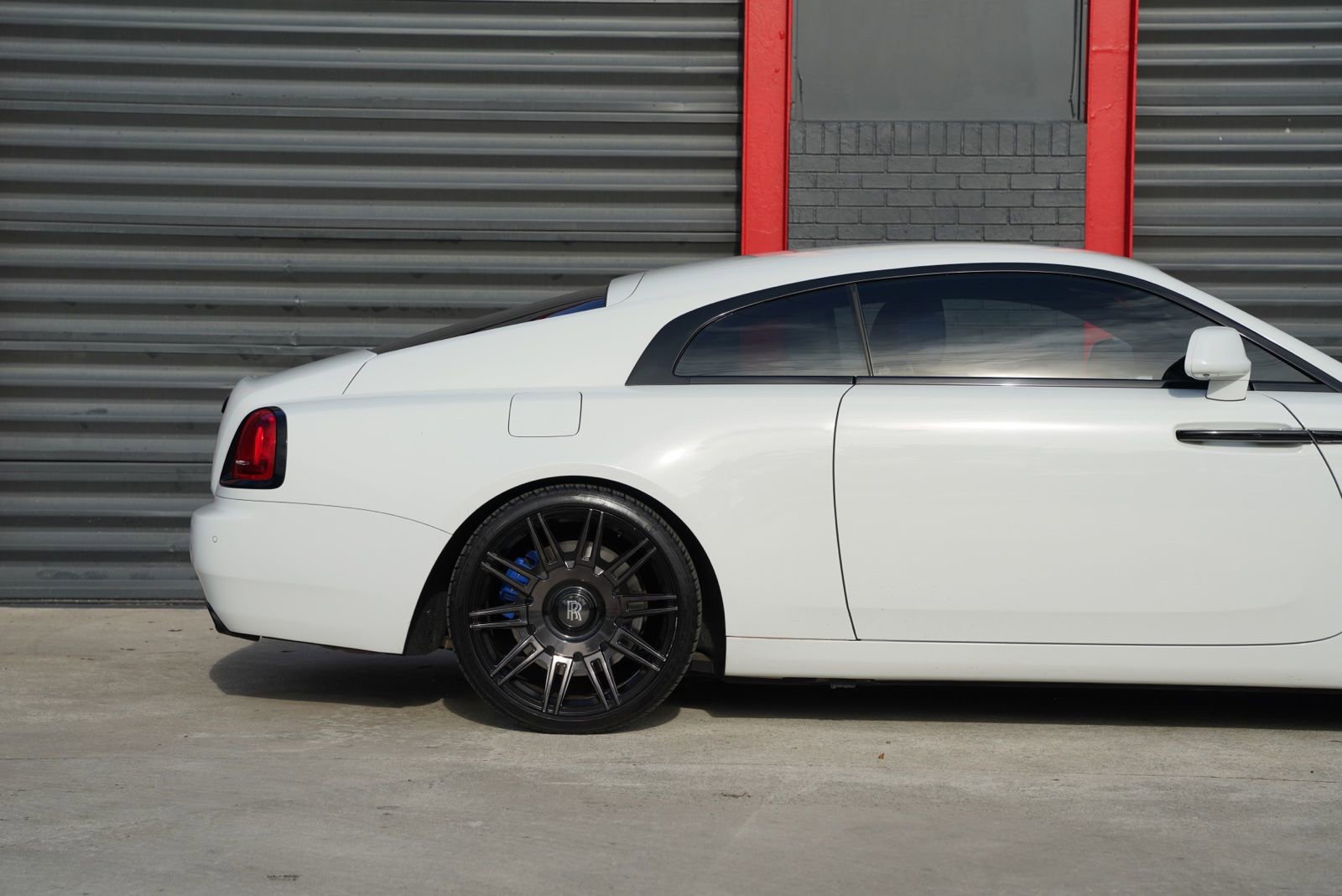 Used 2019 Rolls-Royce Wraith image 4