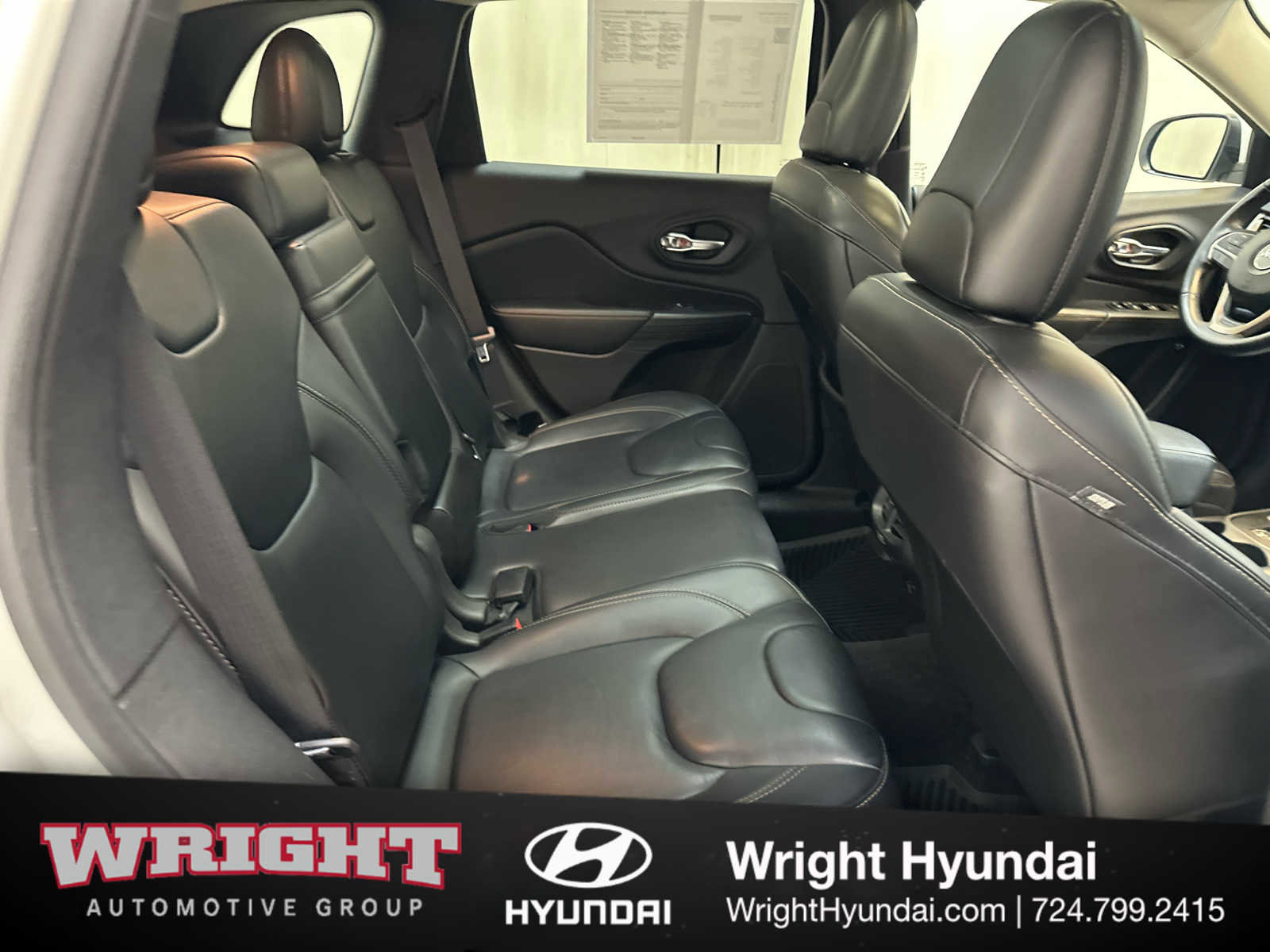 Used 2017 Jeep Cherokee Limited image 16