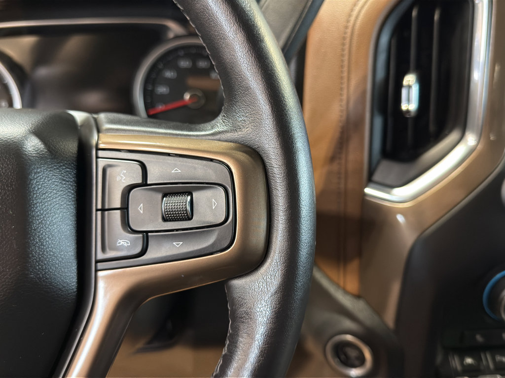Used 2021 Chevrolet Silverado 1500 High Country w/ Technology Package image 36