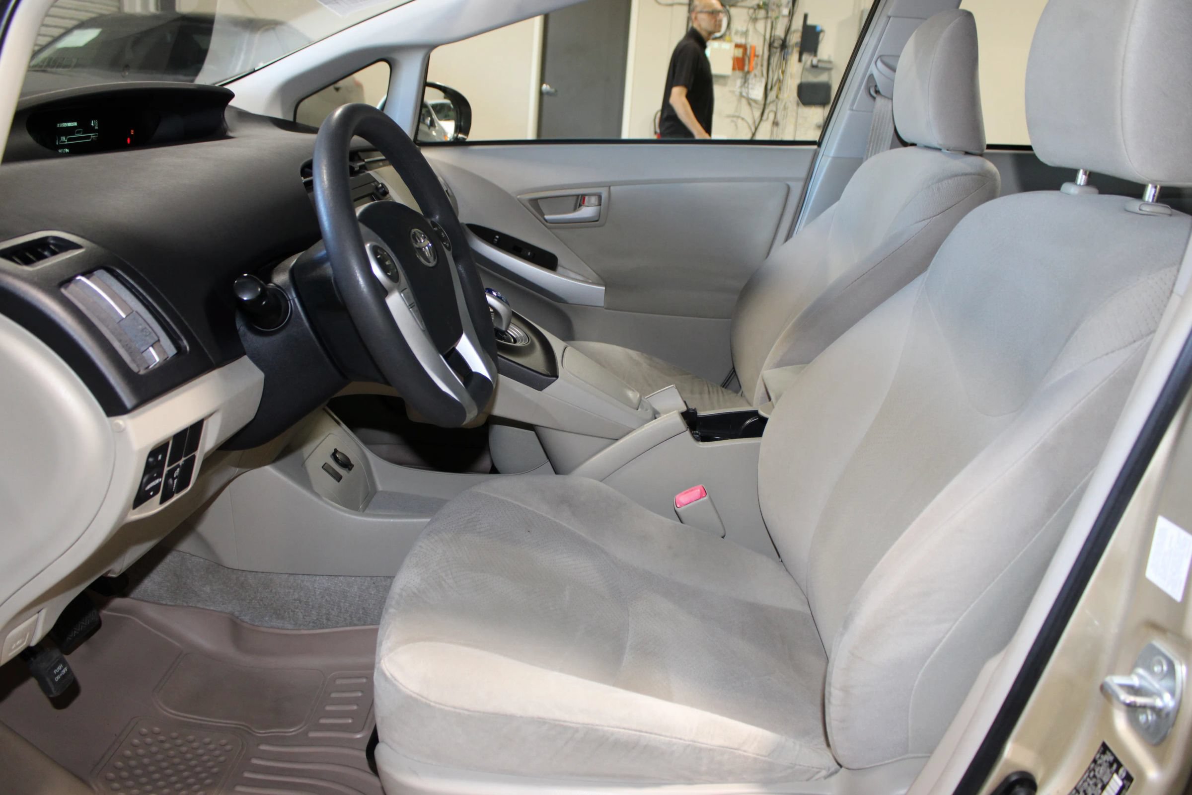 Used 2011 Toyota Prius Three w/ Navigation Pkg FWD image 20