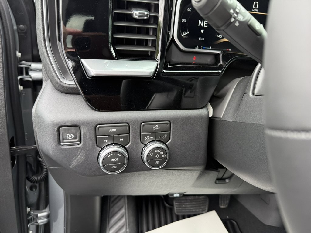 New 2026 GMC Sierra 1500 Elevation AWD/4WD image 15