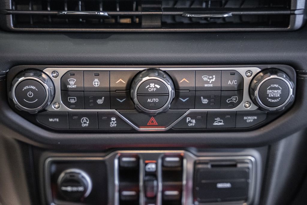 New 2026 Jeep Wrangler Sahara image 24