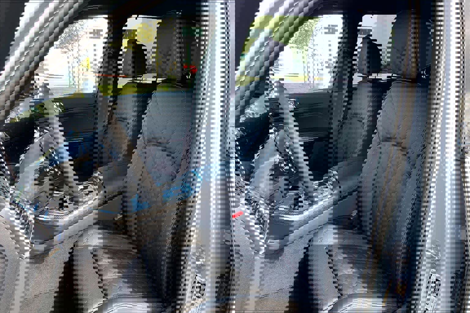 Used 2026 BMW X5 M60i image 9