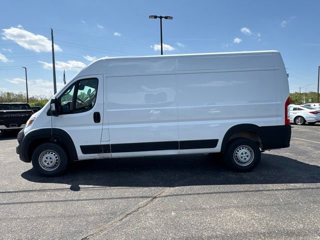 Used 2026 RAM ProMaster 2500 w/ Convenience Group FWD image 2