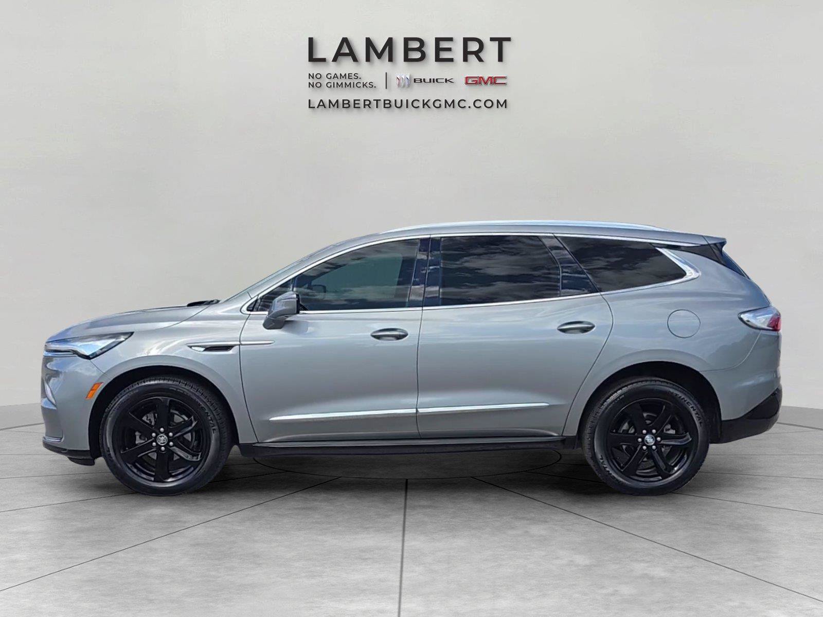 Used 2023 Buick Enclave Essence w/ Experience Buick Package FWD image 8