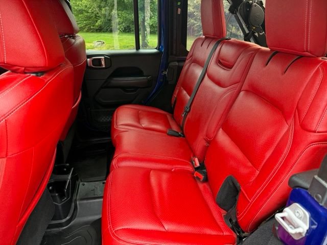Used 2020 Jeep Wrangler Unlimited Sahara w/ Uconnect 4C Nav & Sound Group AWD/4WD image 29