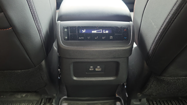 Used 2025 Nissan Pathfinder Rock Creek AWD/4WD image 12