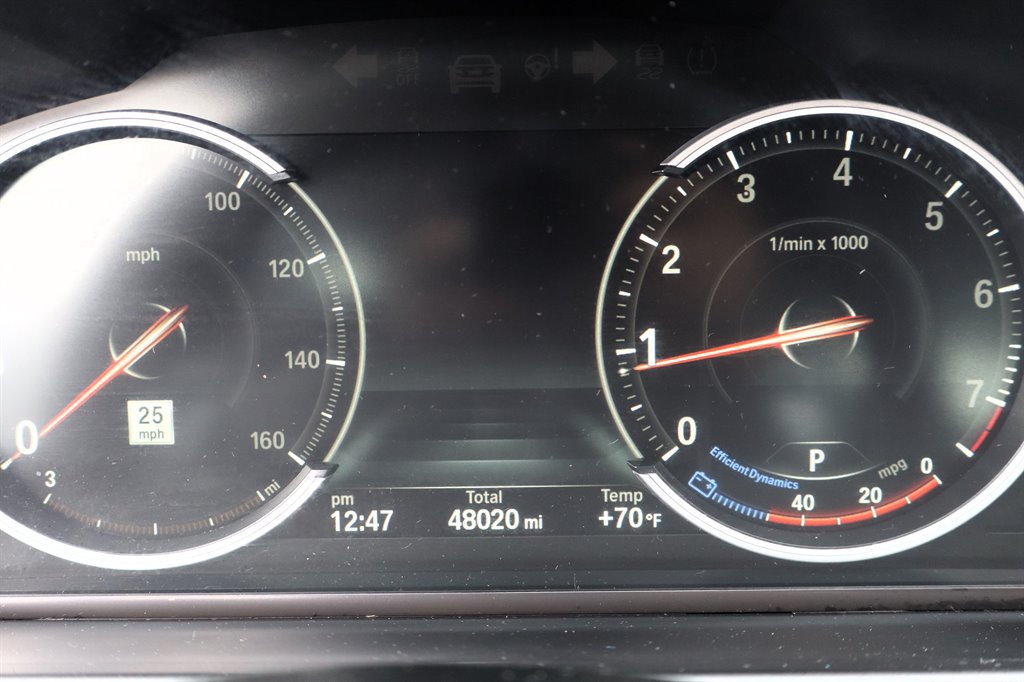Used 2015 BMW 740Li xDrive AWD/4WD image 22