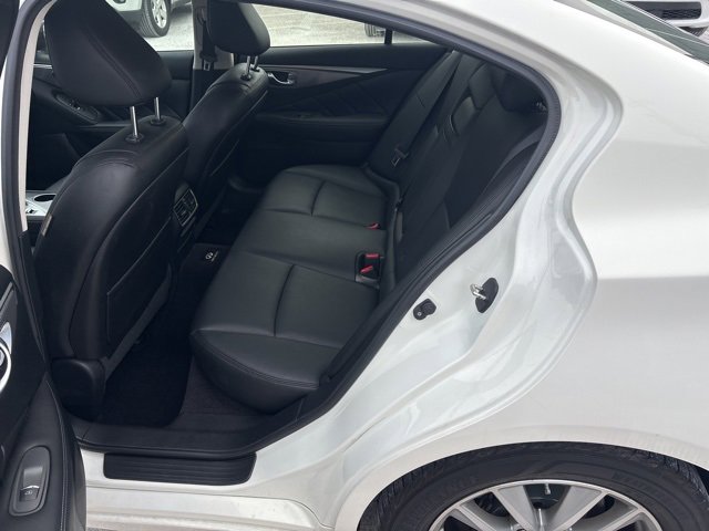 Used 2015 INFINITI Q50 Premium w/ Navigation Package image 8