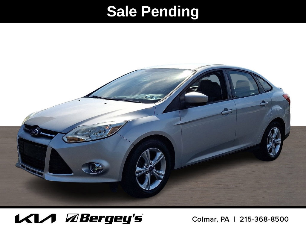 Used 2012 Ford Focus SE FWD image 1