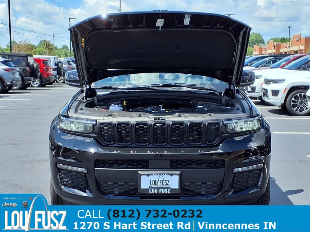 New 2025 Jeep Grand Cherokee L Limited w/ Luxury Tech Group II image 21