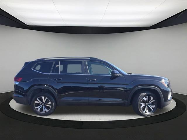 New 2026 Volkswagen Atlas SE image 8