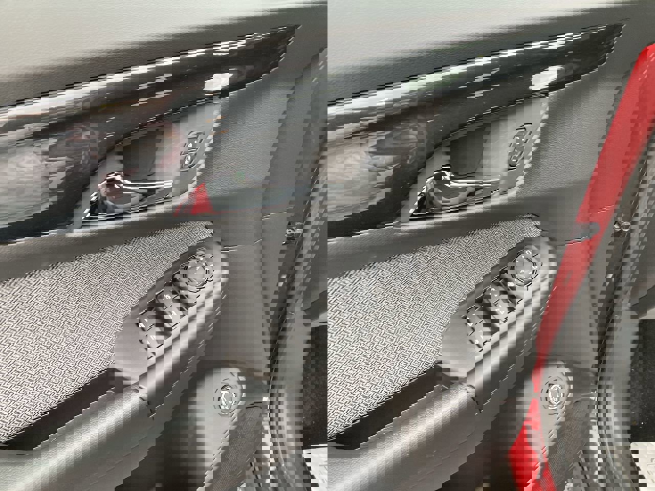 Used 2024 Chevrolet TrailBlazer LT w/ Convenience Package image 20