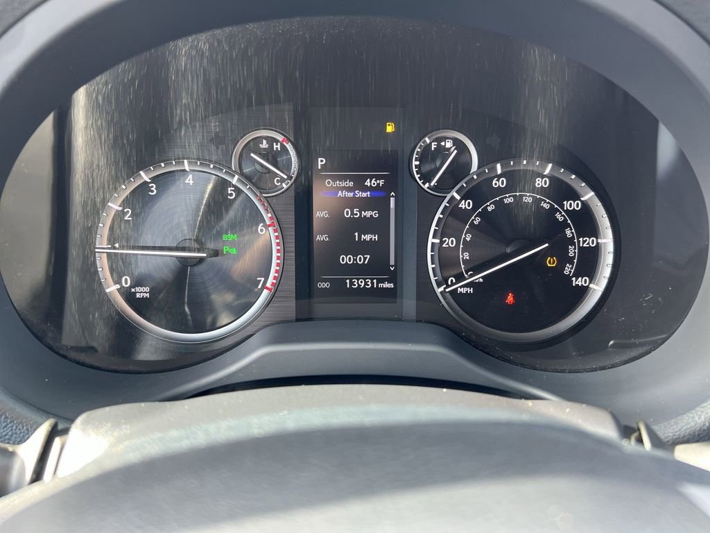 Used 2023 Lexus GX 460 Premium w/ Premium Package image 17