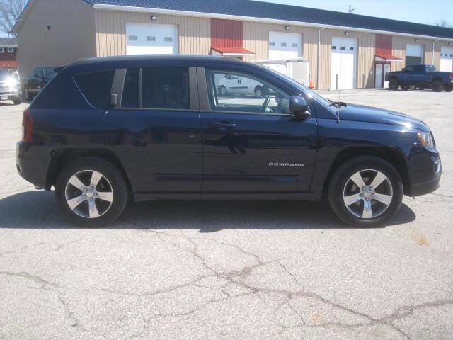 Used 2016 Jeep Compass High Altitude AWD/4WD image 4
