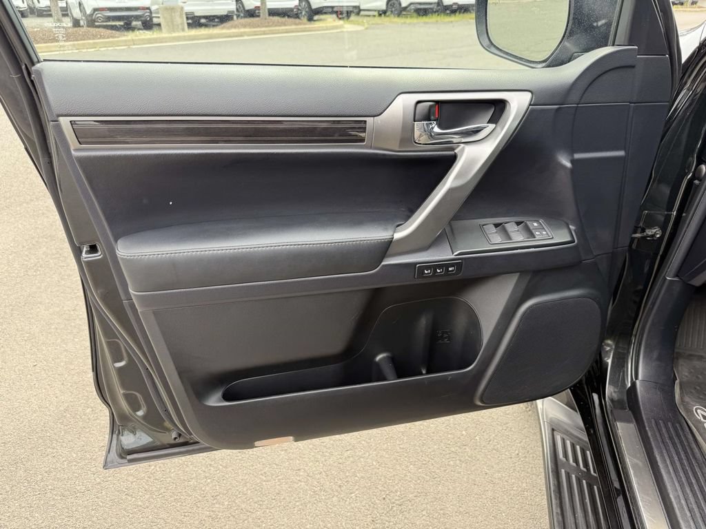 Used 2023 Lexus GX 460 Premium w/ Premium Package AWD/4WD image 12