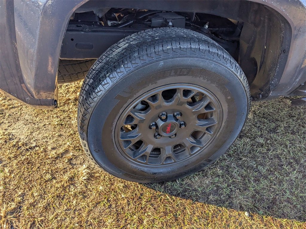 Used 2024 Toyota Tacoma TRD Sport w/ TRD Sport Premium Package image 12