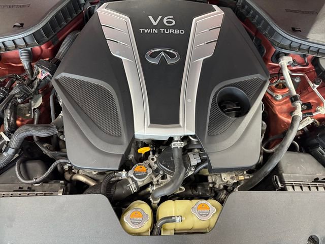 Used 2017 INFINITI Q60 Red Sport 400 image 6