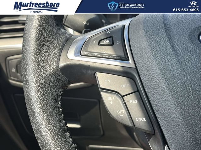 Used 2016 Ford Edge Titanium FWD image 28