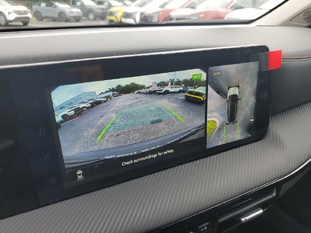 New 2027 Nissan Kicks SR w/ SR Premium Package FWD image 14