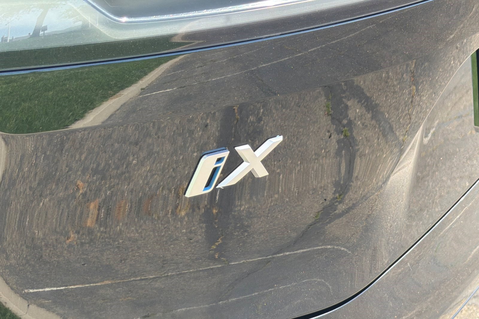 Certified 2024 BMW iX xDrive50 w/ Premium Package image 40