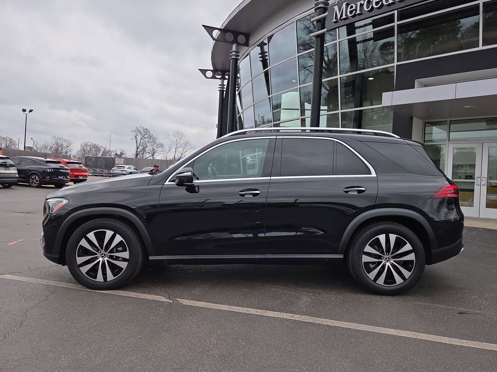 Certified 2025 Mercedes-Benz GLE 450 4MATIC image 2
