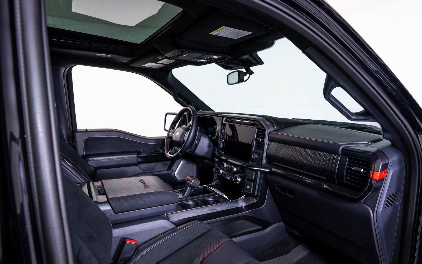 Used 2025 Ford F150 Raptor w/ Equipment Group 803A Raptor R image 19