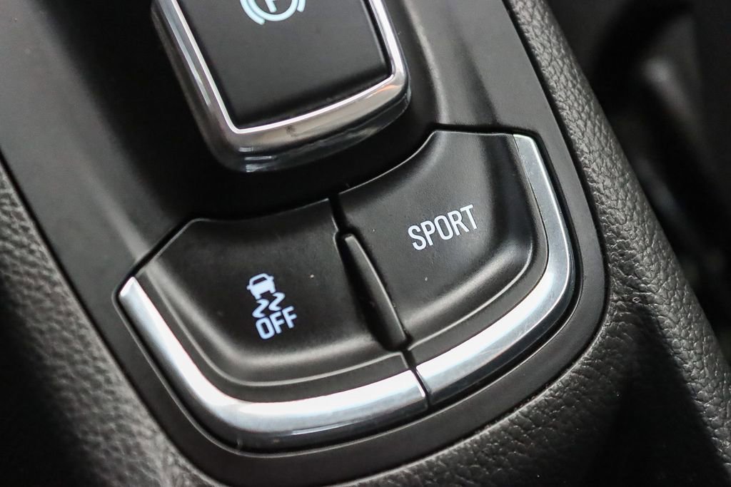 Used 2015 Chevrolet Spark LT image 32