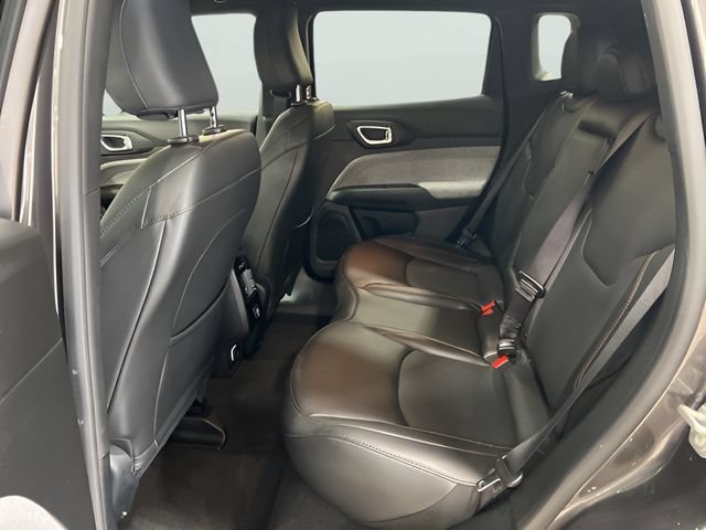 Used 2023 Jeep Compass Latitude AWD/4WD image 13
