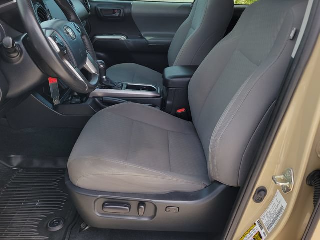 Used 2020 Toyota Tacoma SR5 RWD image 6