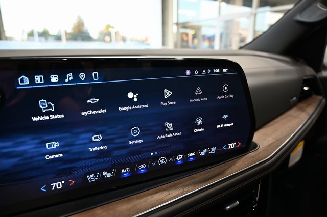 New 2026 Chevrolet Suburban High Country image 18