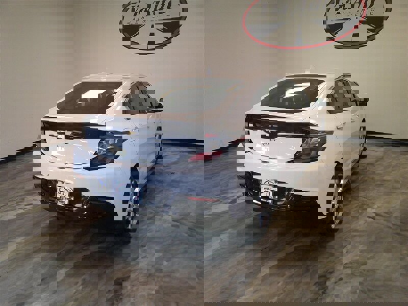 Used 2018 Chevrolet Volt LT w/ LT Driver Confidence Package image 7