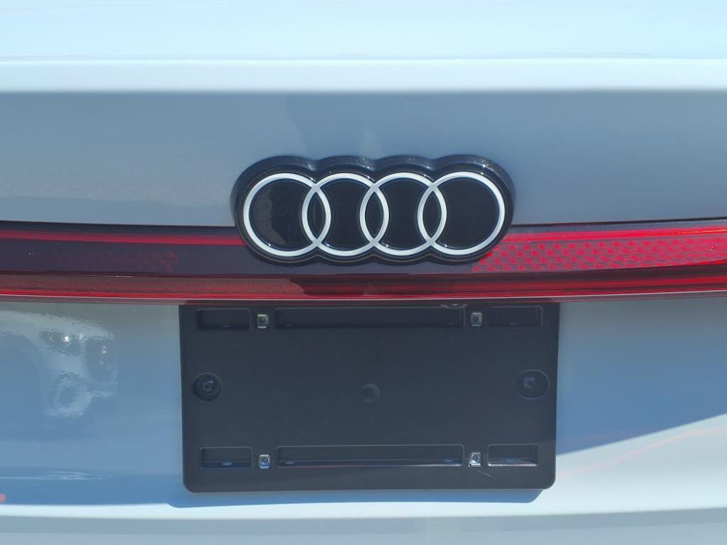 New 2025 Audi A6 e-tron Premium Plus RWD image 6