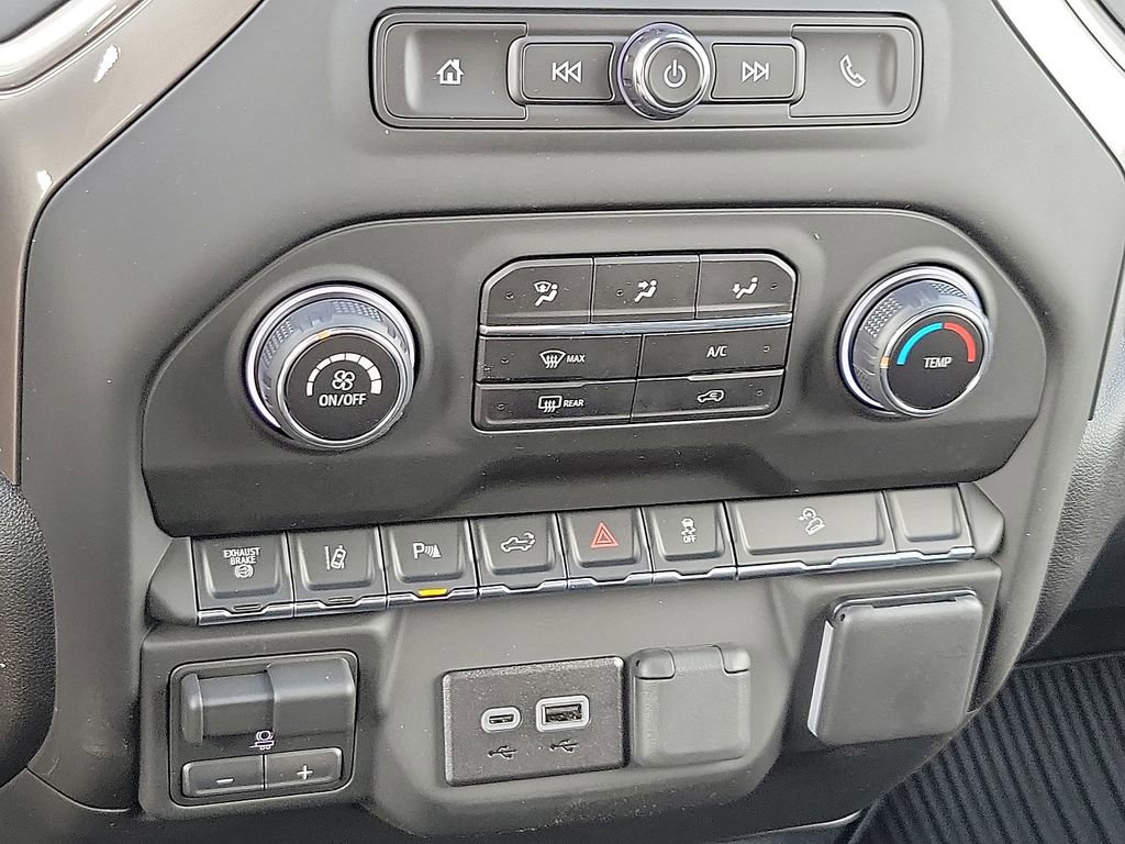 New 2025 Chevrolet Silverado 2500 Custom w/ Custom Value Package image 18