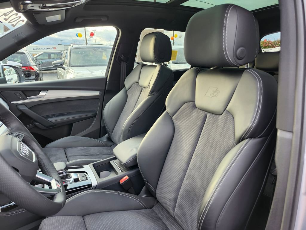 Used 2024 Audi Q5 e Prestige image 12