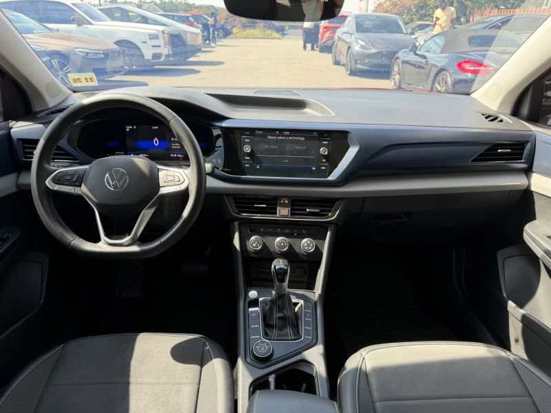 Used 2022 Volkswagen Taos SE AWD/4WD image 18