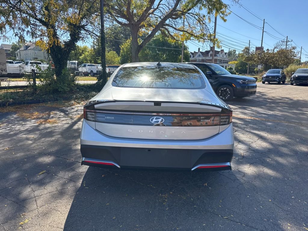 New 2026 Hyundai Sonata SE image 6