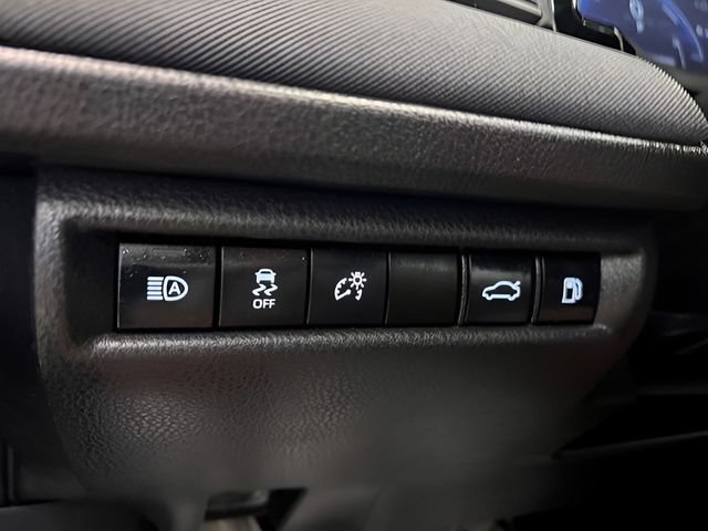 Used 2025 Toyota Camry LE FWD image 10