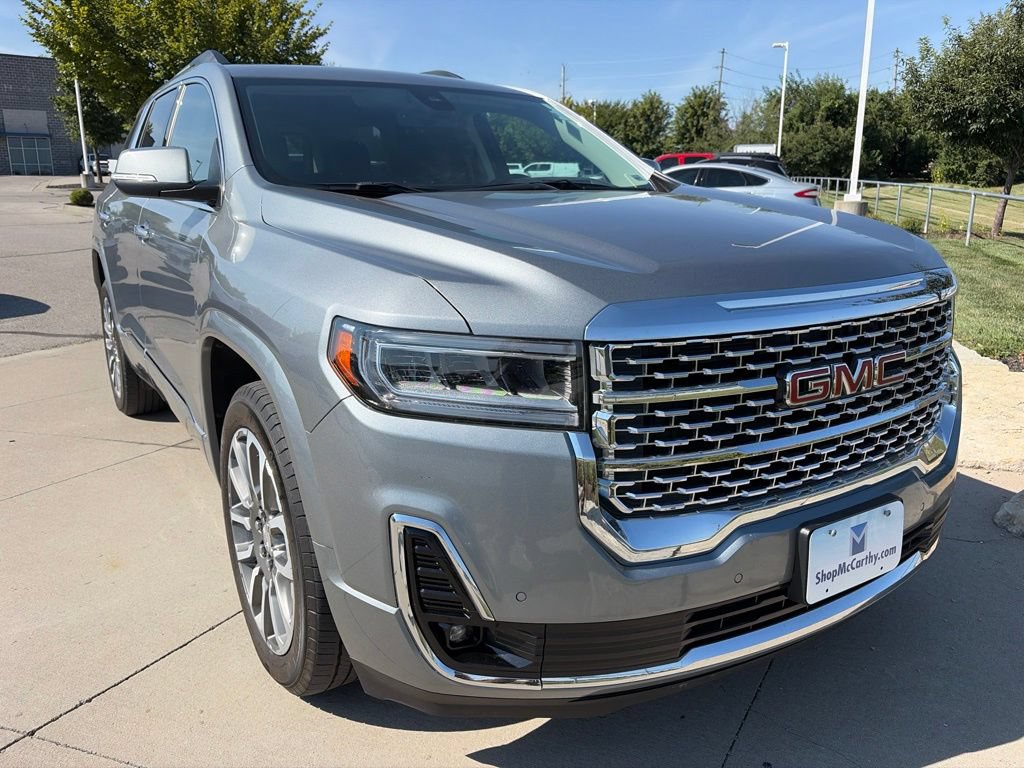 Used 2023 GMC Acadia Denali AWD/4WD image 2