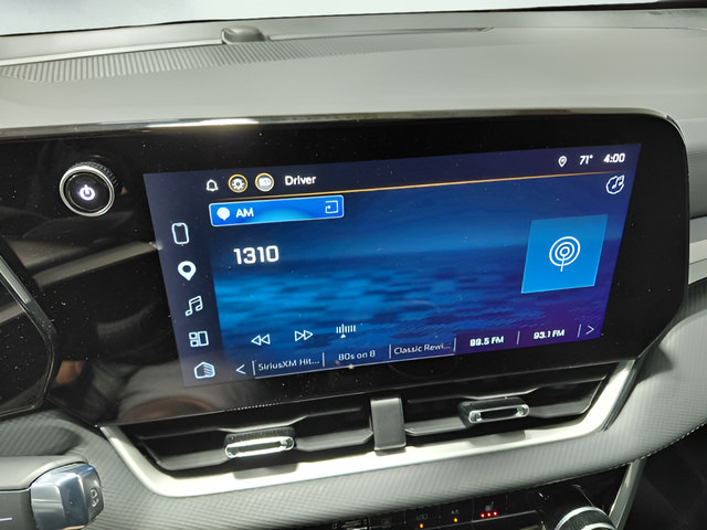 Used 2026 Chevrolet Equinox LT FWD image 29