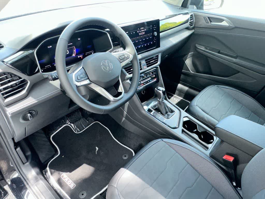 New 2026 Volkswagen Taos SE FWD image 13