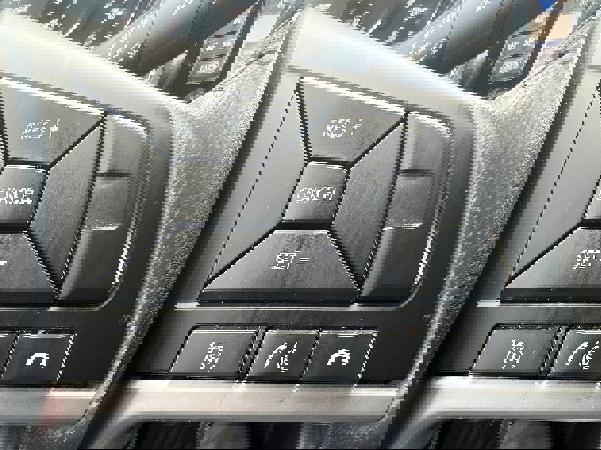 Used 2017 Nissan Rogue SV w/ SV Premium Package image 22