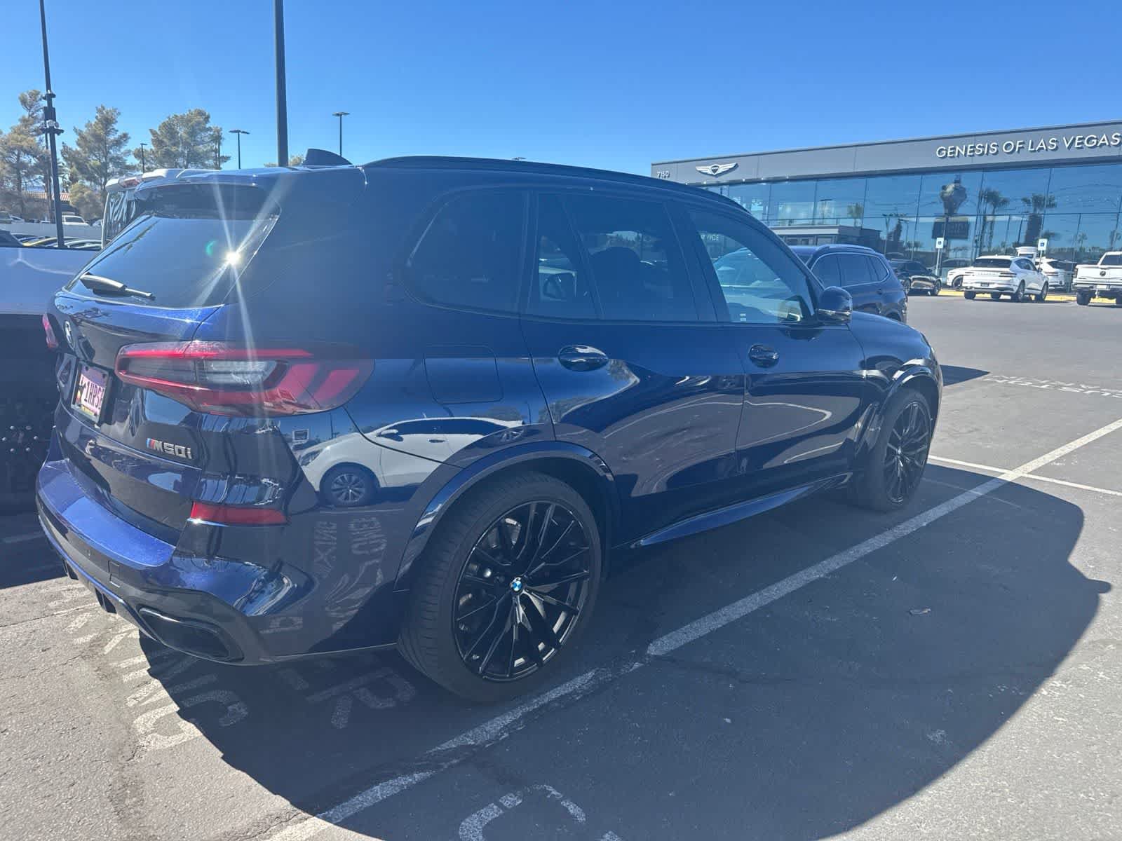 Used 2022 BMW X5 M50i w/ Executive Package AWD/4WD image 4