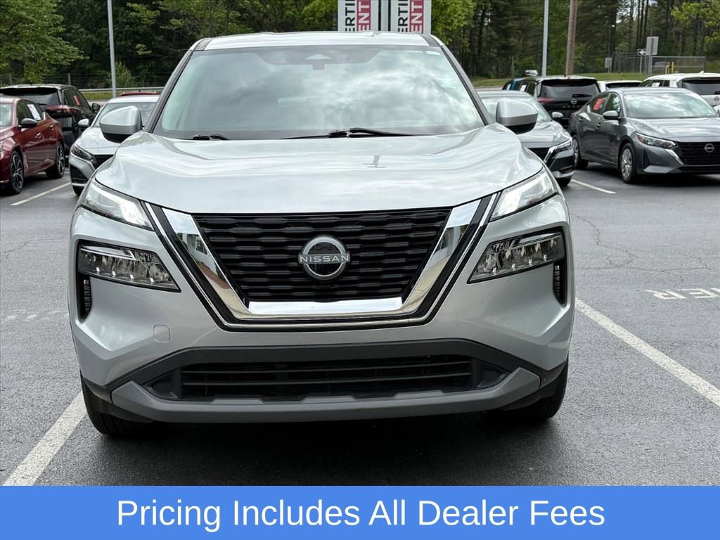 Certified 2023 Nissan Rogue SV FWD image 4