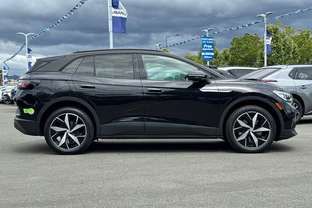 Used 2023 Volkswagen ID.4 Pro S AWD/4WD image 3