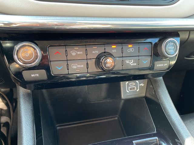 Used 2022 Jeep Compass Limited image 35