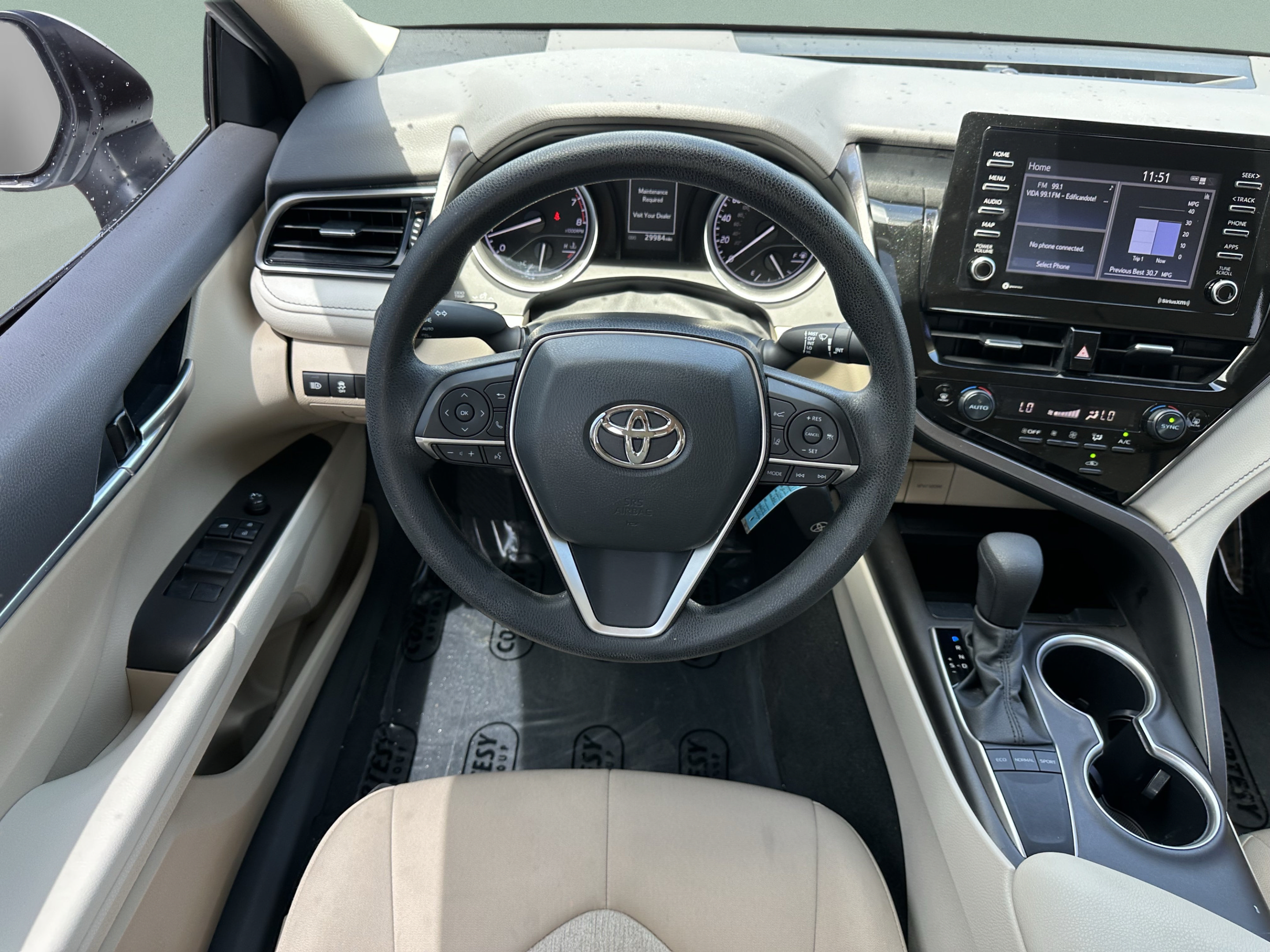 Used 2023 Toyota Camry LE FWD image 10