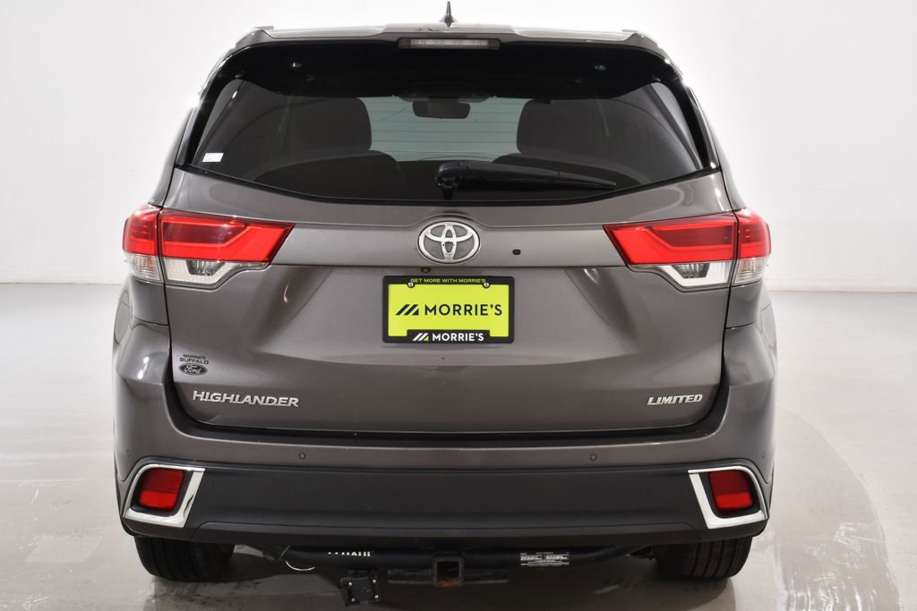 Used 2017 Toyota Highlander Limited FWD image 13